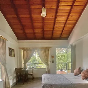 E-stay Hanthana Kwatera prywatna